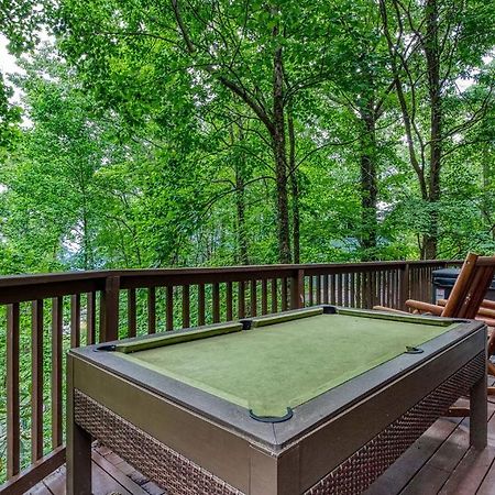 גטלינבורג Moonshine Chalet, Hot Tub, Pool Access, Wifi, 1089 Free Tickets Each Paid Day, Dollywood And More מראה חיצוני תמונה
