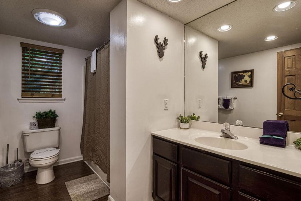 גטלינבורג Moonshine Chalet, Hot Tub, Pool Access, Wifi, 1089 Free Tickets Each Paid Day, Dollywood And More מראה חיצוני תמונה