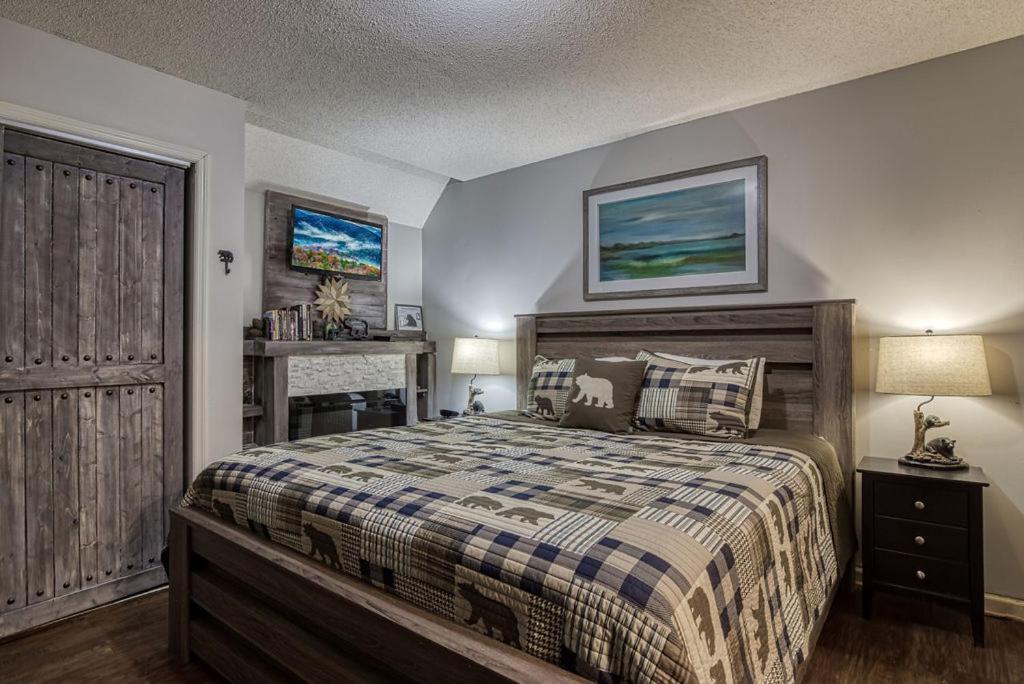 גטלינבורג Moonshine Chalet, Hot Tub, Pool Access, Wifi, 1089 Free Tickets Each Paid Day, Dollywood And More מראה חיצוני תמונה