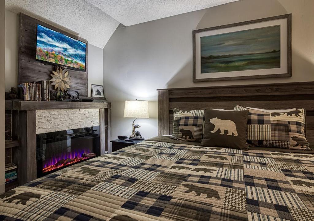 גטלינבורג Moonshine Chalet, Hot Tub, Pool Access, Wifi, 1089 Free Tickets Each Paid Day, Dollywood And More מראה חיצוני תמונה